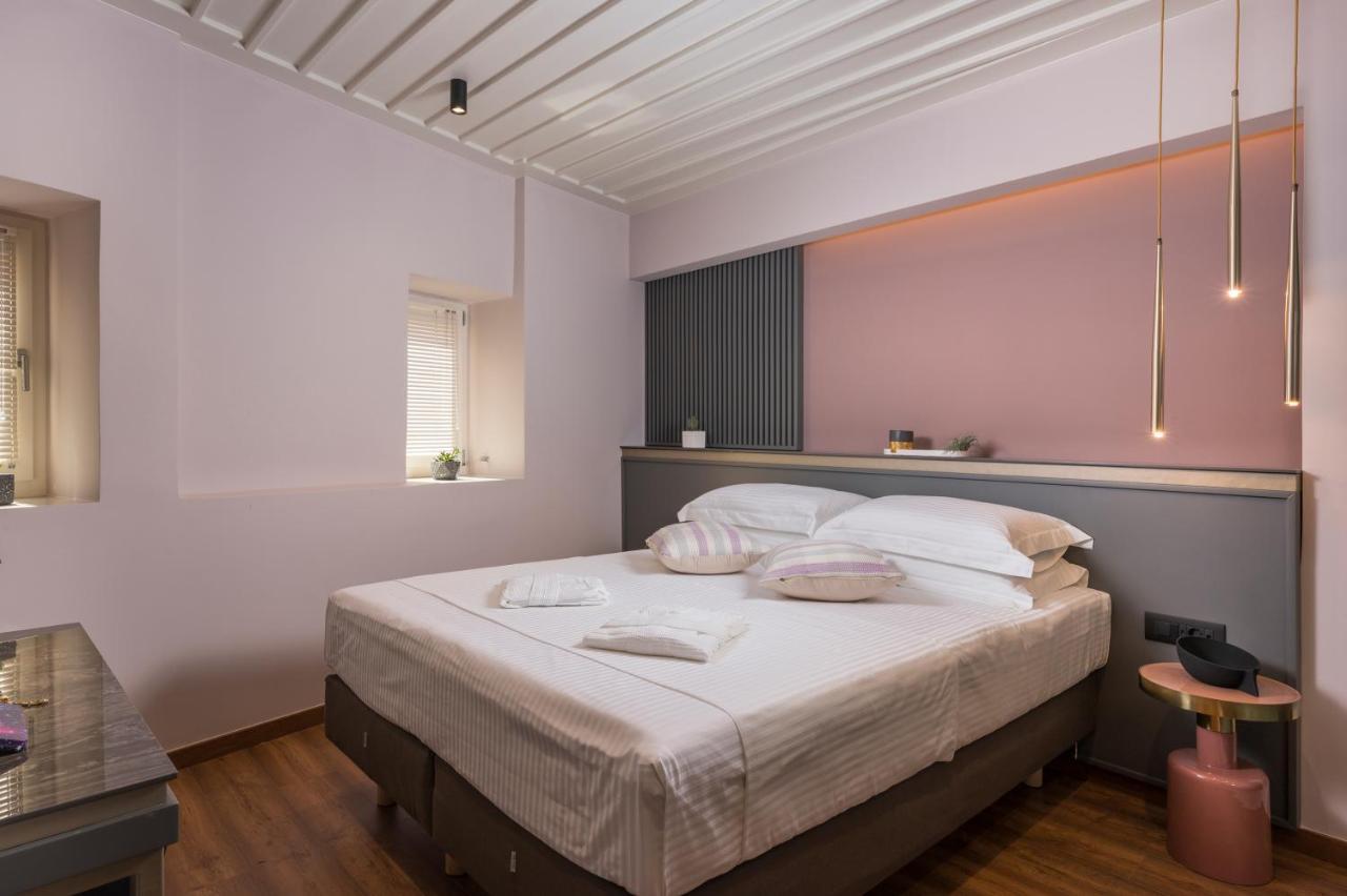 Veneri Boutique Suites Ханья Экстерьер фото